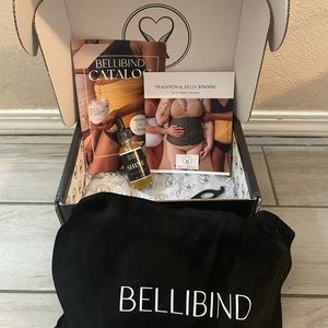 BelliBind wrap is pink